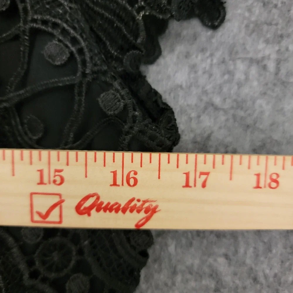 Francesca's Dress Womens Medium Black Lace Sheath‎ Short Sleeve Lined Back Zip